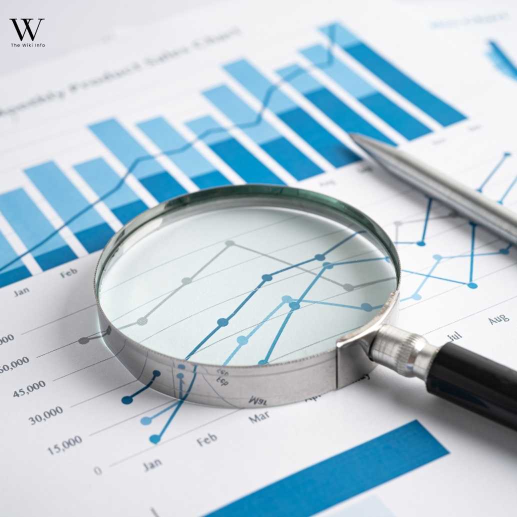 Financial Disclosure Records and Reported Compensation