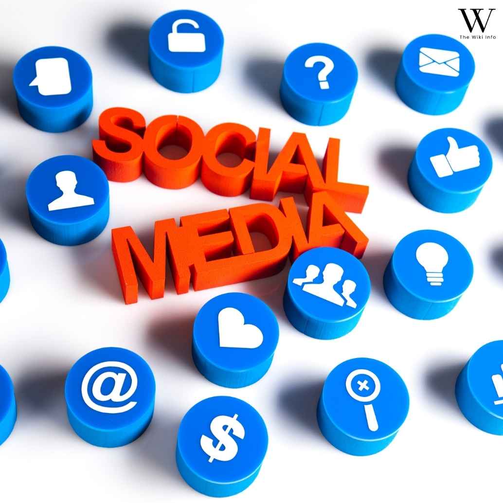 Social Media Topics, Essay Ideas, and Key Discussion Areas