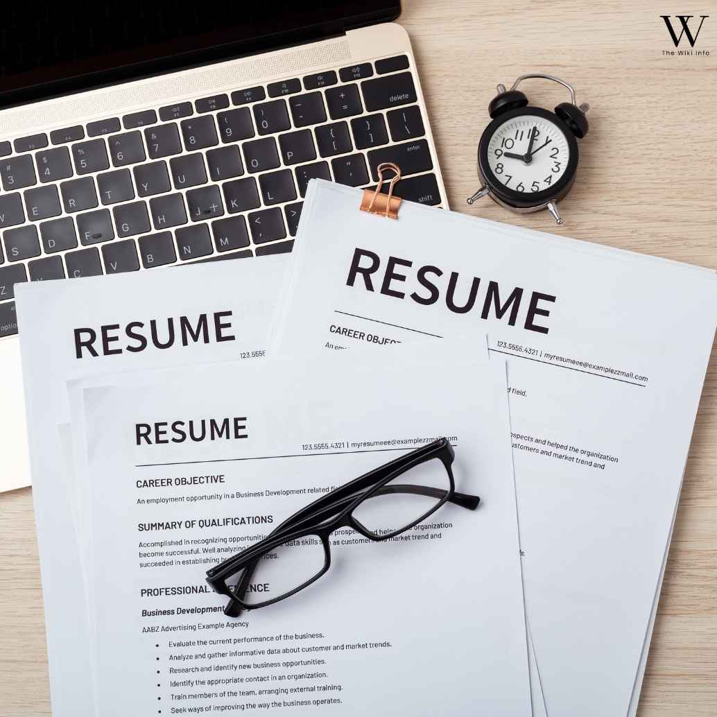 ATS-Friendly Resume Builders and Templates